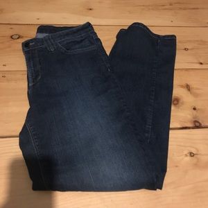 NYDJ Jeans - NYDJ Marilyn Straight Leg Jeans Size 12 NYDJ Jeans - NYDJ Marilyn Straight Leg Jeans Size 12